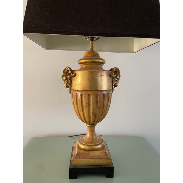 Chapman Manufacturing Company Vintage Chapman Sienna Marble Hollywood Regency Rams Head Urn Lamp For Sale - Image 4 of 9
