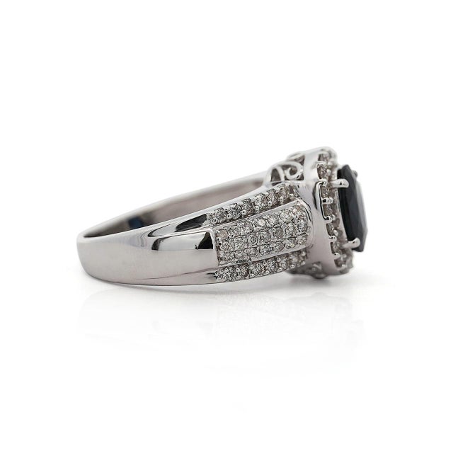 Contemporary 2.50 Carat Oval Cut Blue Sapphire & Diamond Halo in 14k White Gold Vintage Ring, Size 8 For Sale - Image 3 of 6
