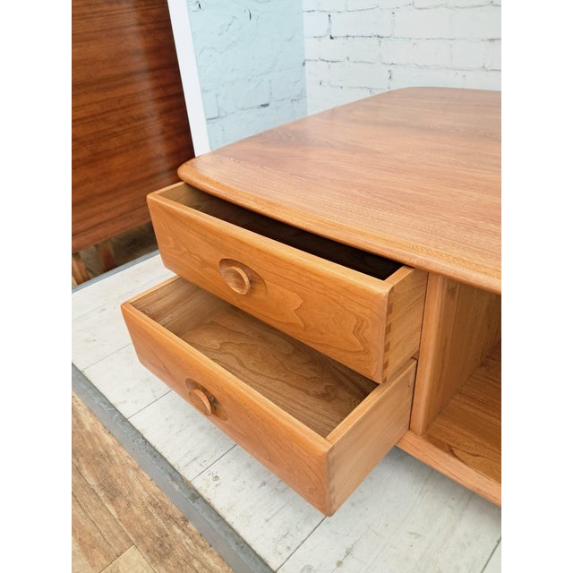 Mid-Century Modern Pandora Coffee Table in Blonde Elm by Lucian Ercolani for Ercol, 1980s For Sale - Image 13 of 18