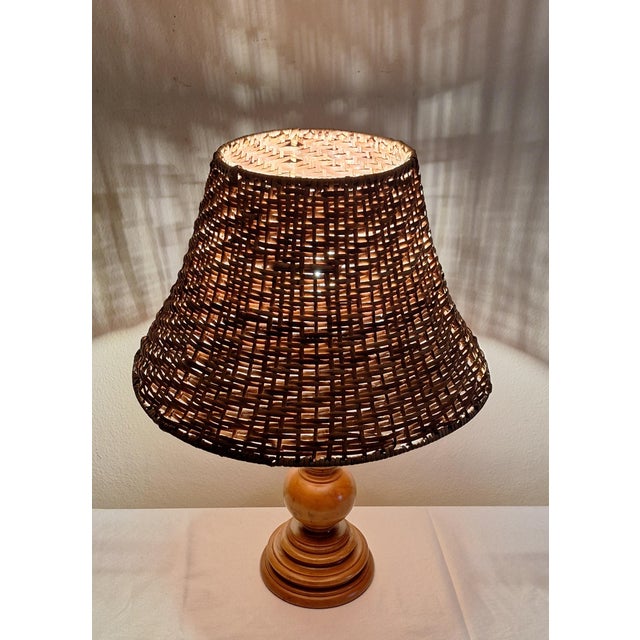 Vintage Table Lamp with Turned Maple Base and Woven Raffia Shade, 1980s For Sale - Image 3 of 7
