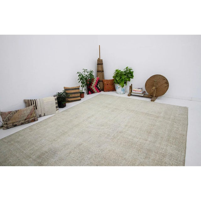 1960s Vintage Distressed Washed Out Rug- 6′8″ × 10′8″ For Sale In Los Angeles - Image 6 of 7