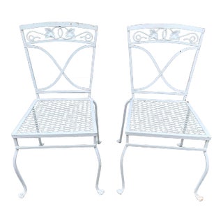 A Pair of Vintage Wrought Iron Salterini Mt Vernon Maple Leaf Dining Chairs, Attributed For Sale