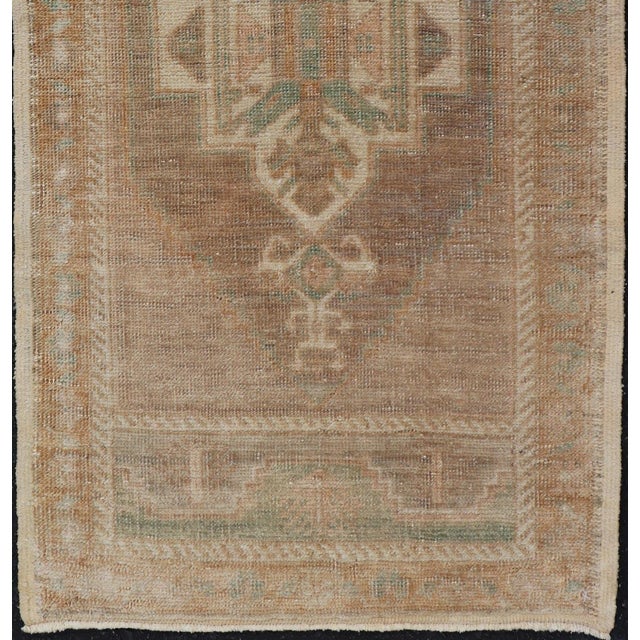 Traditional Vintage Turkish Oushak Rug With All-Over Sub-Geometric Medallion Design For Sale - Image 3 of 8
