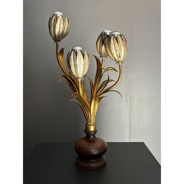 Mid-Century Modern Mid-Century Hollywood Regency Italian Gilt Tole Four-Light Tulip Table Lamp on Turned Wood Base, 1960s For Sale - Image 3 of 17
