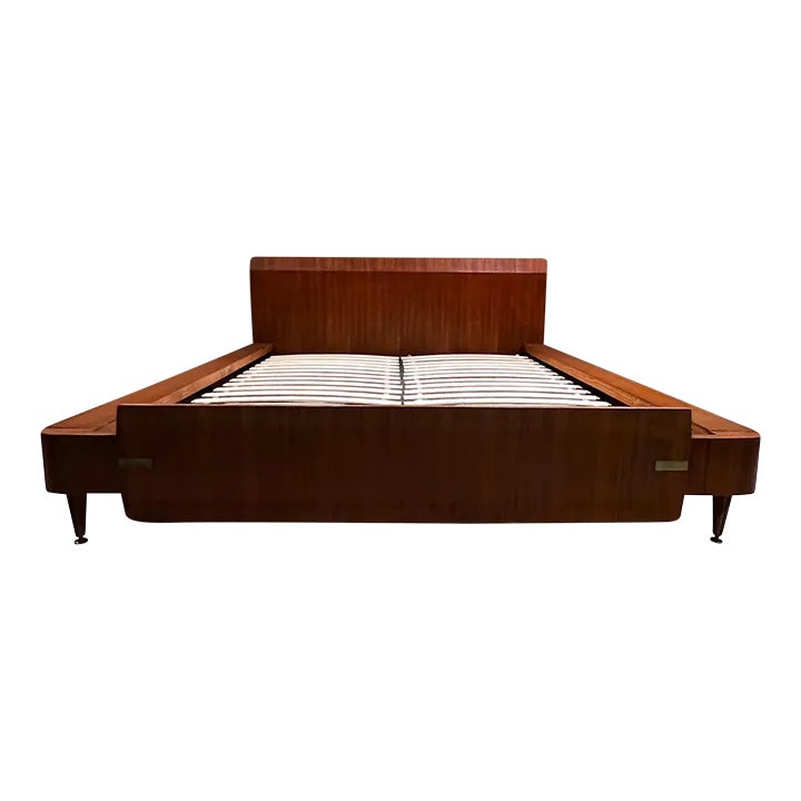 1960s Exquisite Italian Queen Bed Sapele and Brass Vittorio Dassi Italy