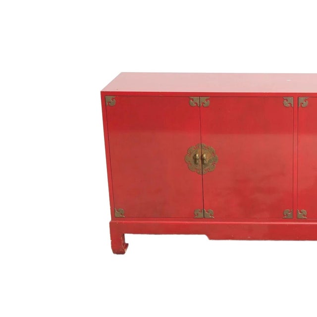 Paint Mid-20th Century Modern Chinoiserie Red Lacquered Four-Door Buffet / Server For Sale - Image 7 of 10