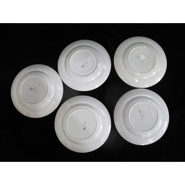 Mid 20th Century Traditional Royal Copenhagen 945 Aluminia Faience Tranquebar Blue 7 1/2" Salad Plate - 5pc Set For Sale In Portland, OR - Image 6 of 6