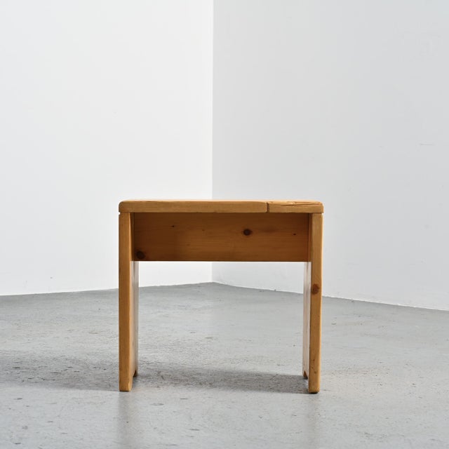 Mid-Century Modern Pine Stool from Les Arcs, 1970s For Sale - Image 3 of 10