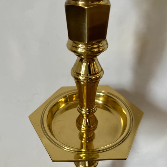 Chic brass lamp reproduction. Perfect complement for a desk or side table.