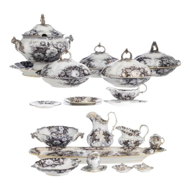 Porcelain Sarreguemines Dinner Service, Set of 56 For Sale
