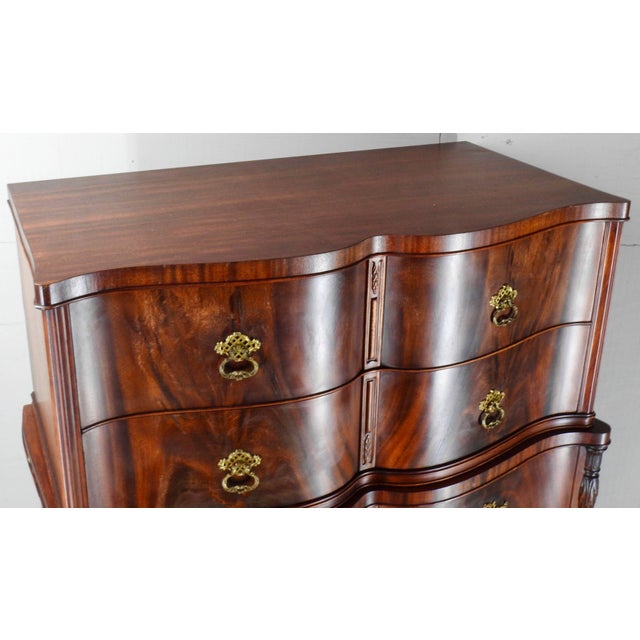 American 19th Century Flame Mahogany Chest on Chest For Sale - Image 3 of 7