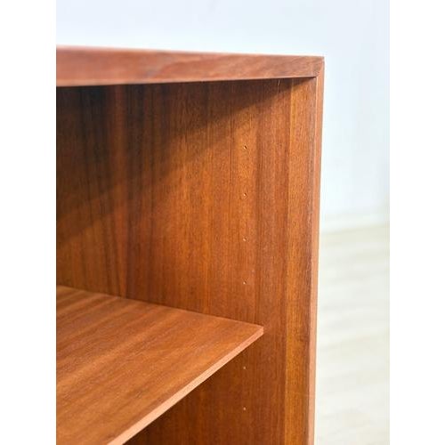 Brown Danish Chest of Drawers in Teak For Sale - Image 8 of 18