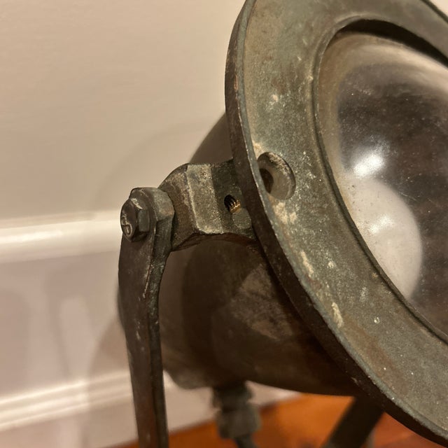 Vintage pair of spotlights, very heavy (cast iron perhaps). Unsure of origin, possibly nautical. Not tested.