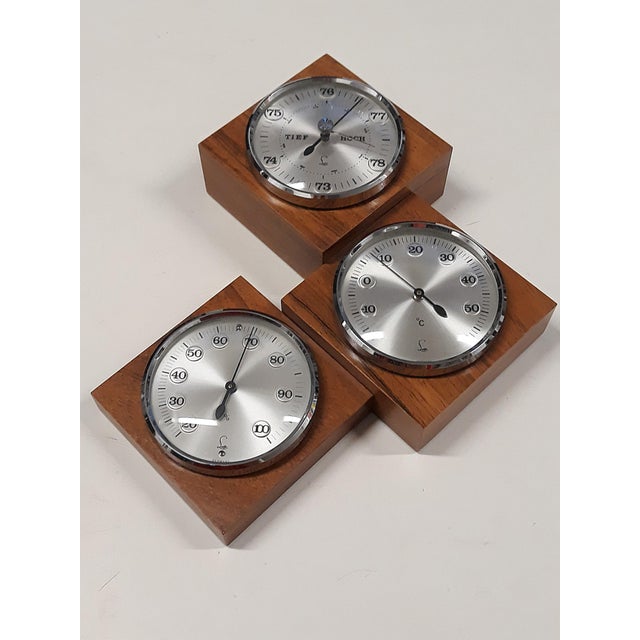 Object: "AIRFLY" Weather station Hygrometer barometer thermometer Age: circa 1970s Mass: Height approx. 27 cm Thickness...