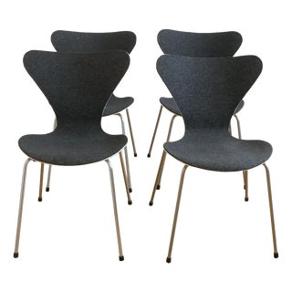 Series 7 Chairs by Arne Jacobsen for Fritz Hansen, 1960s, Set of 4 For Sale