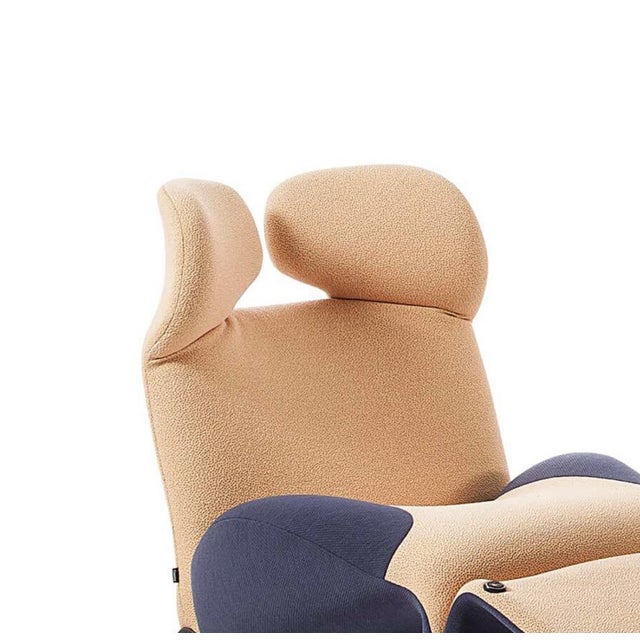 Wink Chairs by Toshiyuki Kita for Cassina, Set of 3 For Sale - Image 6 of 11