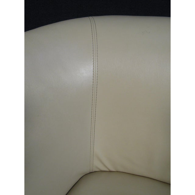 1970s Pair of Vintage Modern Two-Tone Leather Tub Chairs - 2 Pieces For Sale - Image 12 of 12