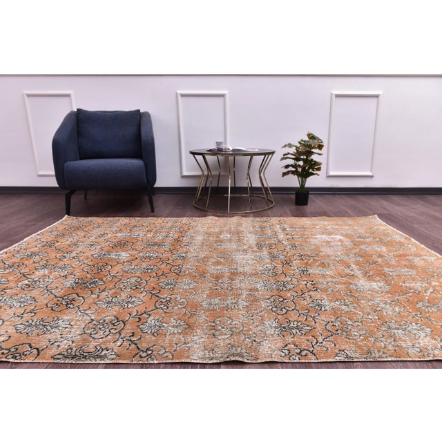 Vintage Turkish Rug in Wool, 1960s For Sale - Image 4 of 12