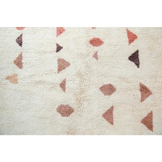 Natural White Moroccan Wool Rug With Beige, Rose, Indian Red, Eggplant & Dusty Rose - 10x14 Ft For Sale In New York - Image 6 of 11