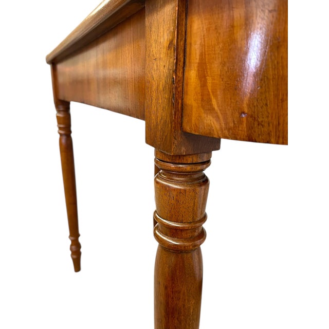 1970s Vintage English Victorian Style Possibly Mahogany Console or Side Table - Uk Import For Sale In Seattle - Image 6 of 9