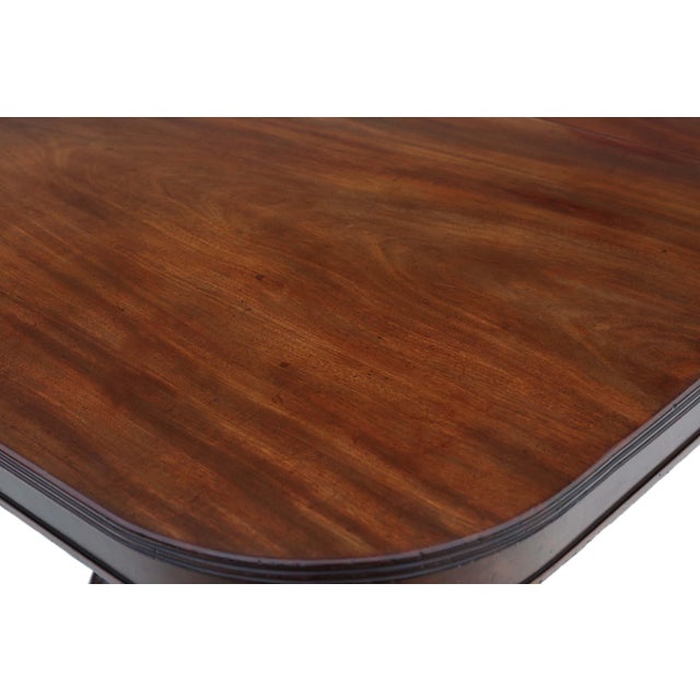 Wood Large Antique Extendable Twin Pedestal Dining Table in Mahogany, 1800s For Sale - Image 7 of 11