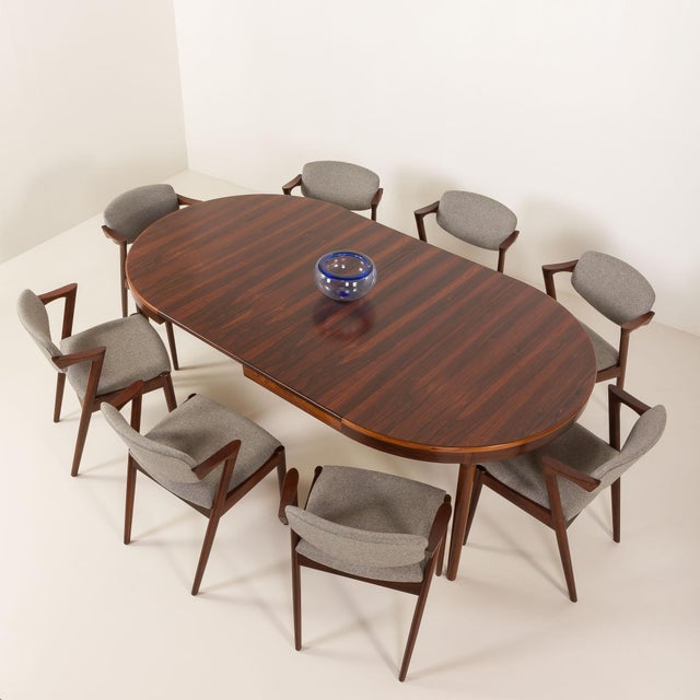 Model 42 Chairs in Rosewood by Kai Kristiansen for Schou Andersen, Denmark, 1960s, Set of 8 For Sale - Image 4 of 18