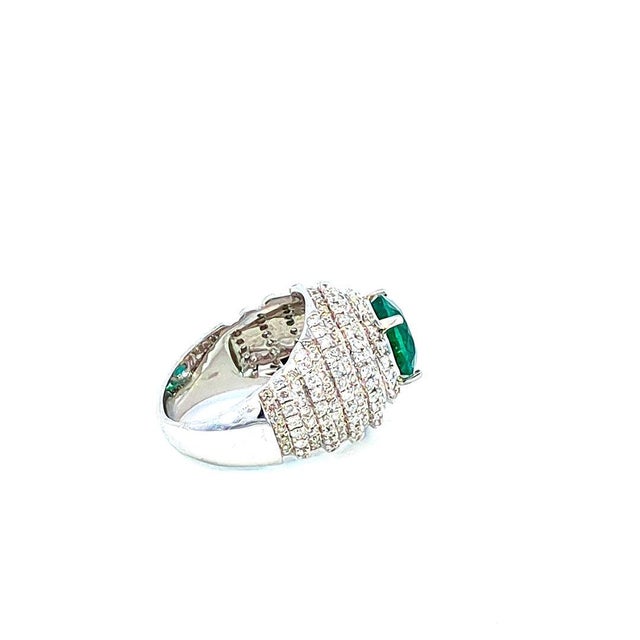 Metal 6.63 Carat Emerald and Diamond Cluster Ring, Size-6.5 For Sale - Image 7 of 9