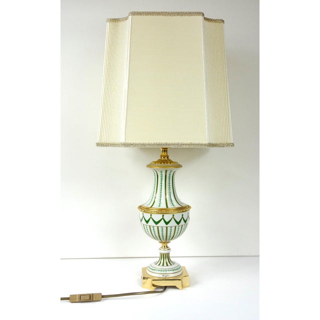 Mid-Century Modern Vintage Porcelain and Brass Table Lamp by Giulia Mangani, 1950s For Sale - Image 3 of 12