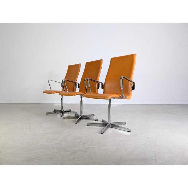 Metal Oxford Office Chairs by Arne Jacobsen for Fritz Hansen, Set of 3 For Sale - Image 7 of 14