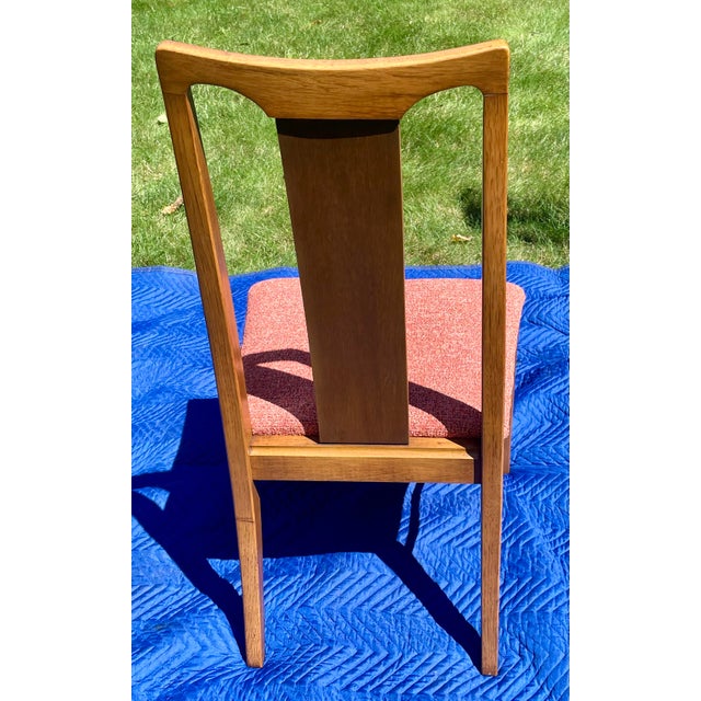 Thomasville "Bryn Mawr" Walnut High-Back Dining Chairs in Knoll Luxe Tempest Bouclé - Set of 6 (2 Arm, 4 Side) 1975 For Sale - Image 12 of 18