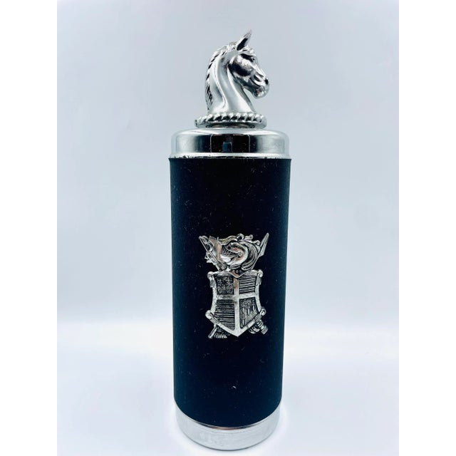 Vintage “Knight in Shining Armor” & Horse Head Ice Bucket & Matching Musical Decanter For Sale - Image 4 of 13