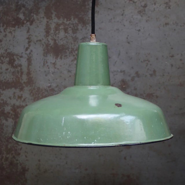 French factory pendant light sea green enamel, white interior E27 / E26 Up to 250V (Europe/UK Standard).The wiring of this...