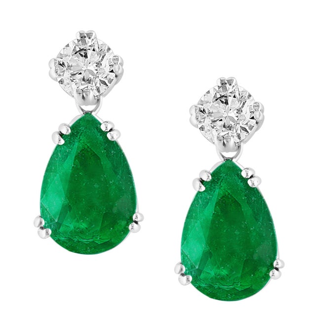 GIA Certified 11 Ct Pear Cut COLOMBIAN Emerald & 1 Ct Each Diamond Drop Earrings For Sale - Image 10 of 18