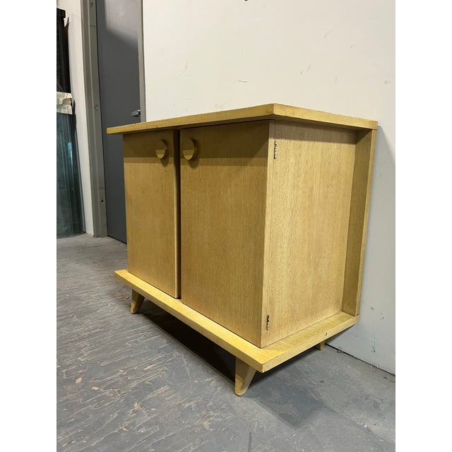 Mid-Century Modern American of Martinsville “Bali Hai” Cork Top Bar Cabinet or Server, Mid-Century For Sale - Image 3 of 12