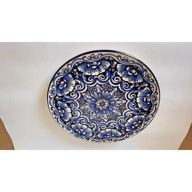 Large Italian Ceramic Serving Platter with Blue Floral & Botanical Motifs, 1970s For Sale - Image 10 of 14