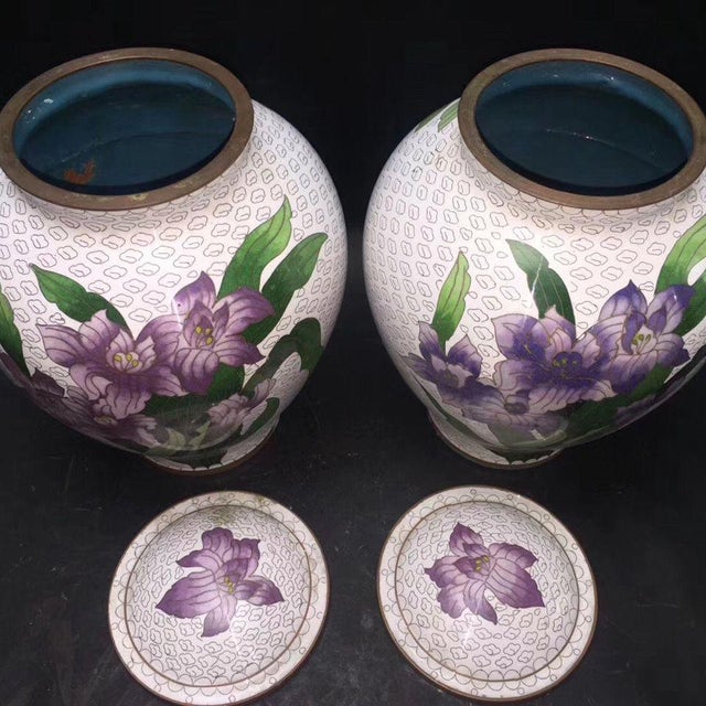 Late 20th Century Pair of Vintage Cloisonné Enamel Iris Floral Lidded Jars / Tea Caddies For Sale - Image 5 of 15