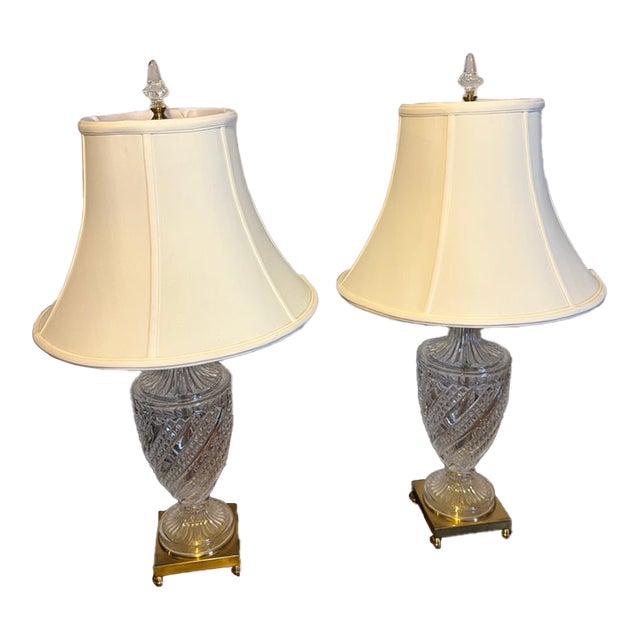 Vintage Wildwood Crystal Lamps W/ Silk Shades Antique Brass Footed Base & Crystal Finial - Pair For Sale