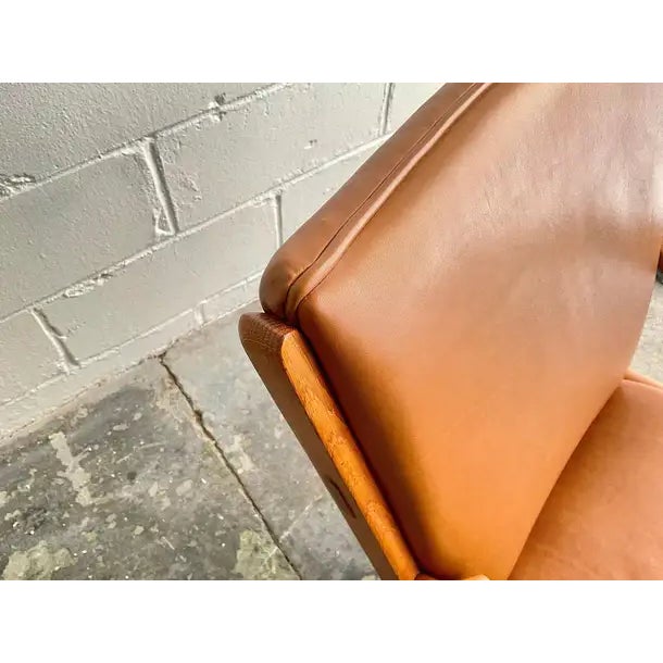 Vintage Hans Wegner Ap-16 Lounge Chair in Oak & Cognac Leather, 1951 For Sale - Image 10 of 12