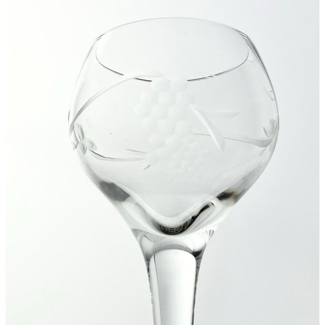 Contemporary 1970s Vintage Set of 6 Etched “Grape, Leaves & Vine” Wine Glasses For Sale - Image 3 of 8