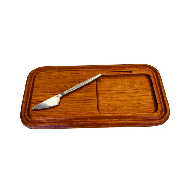 Vintage Mid-Century Modern Kalmar Designs Teak Cheese Board & Serving Tray With Original Stainless Knife For Sale - Image 6 of 9