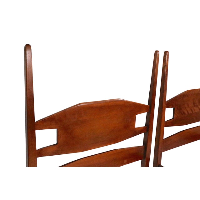 Pr. Cushman Colonial Creations Twin XL Beds Att. To Herman DeVries C. 1930's For Sale In New York - Image 6 of 12