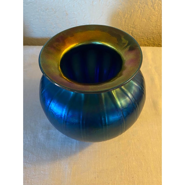 Art Nouveau Iridescent Blue Ribbed Art Glass Vase For Sale - Image 3 of 5