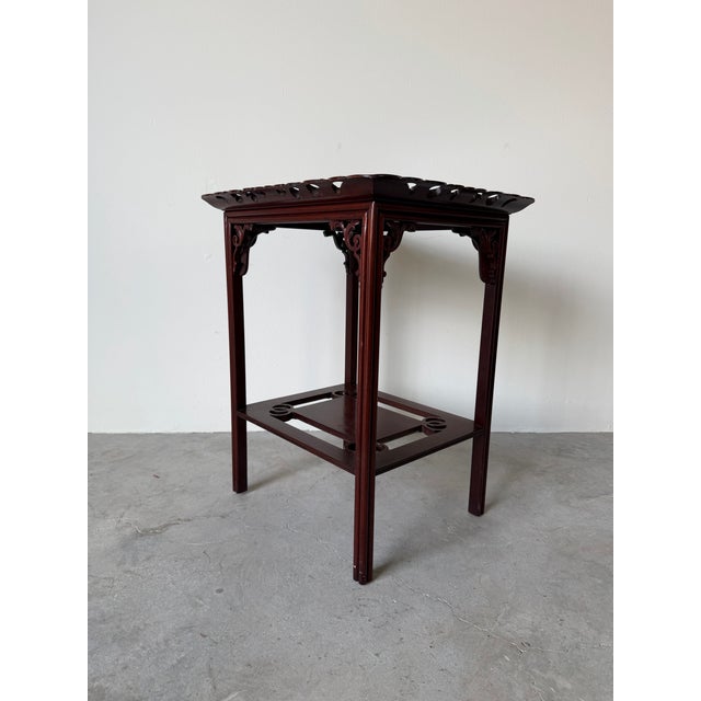 1960’s Vintage Chinese-Style Carved Mahogany Side Table With Pierced Gallery Top For Sale - Image 4 of 12
