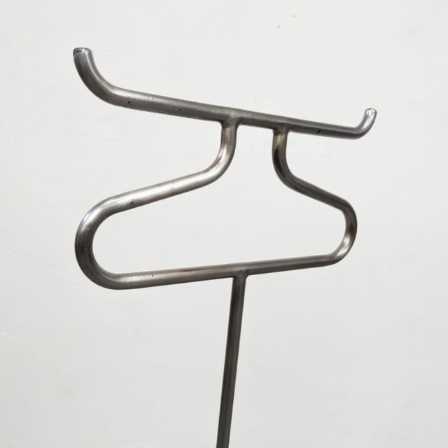 1930s Tubular Steel Coat Rack / Valet V17 by Robert Slezák, 1930s For Sale - Image 5 of 13
