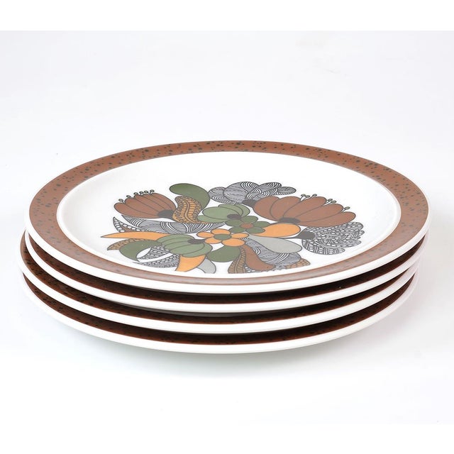 Porcelain Breakfast Tableware, 1970s, Set of 19 For Sale - Image 13 of 18