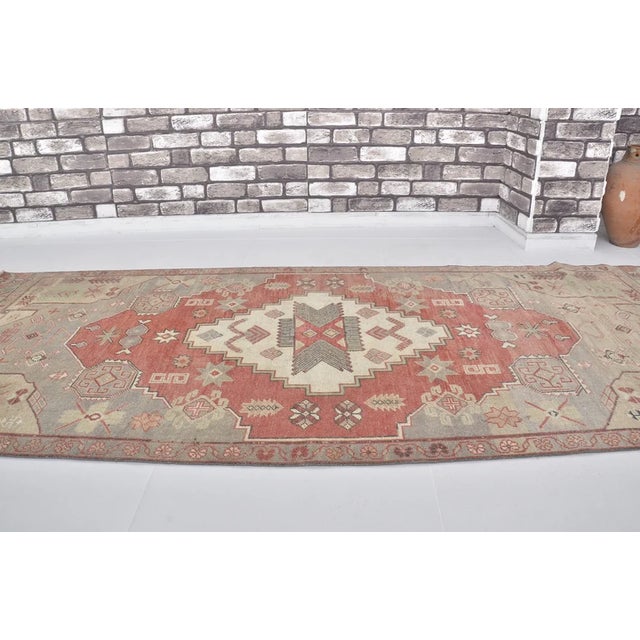 1960s Vintage Home Living Area Carpet For Sale - Image 5 of 9