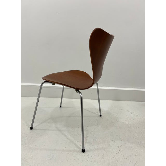 Model 3107 Chairs in Teak by Arne Jacobsen for Fritz Hansen, 1960s, Set of 4 For Sale - Image 9 of 14