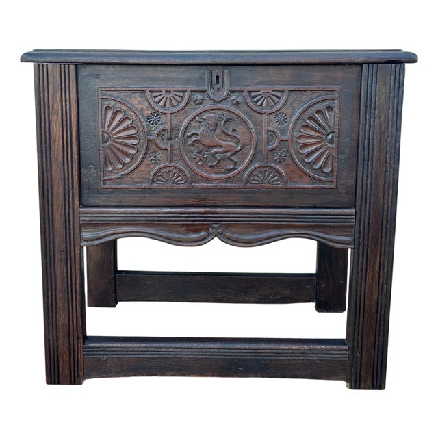 Spanish Renaissance Revival Carved Oak Chest with Lift Top, Early 20th Century For Sale