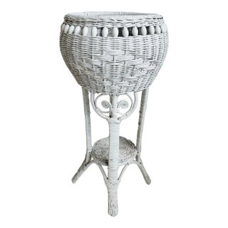 Vintage Victorian Painted White Wicker Indoor or Outdoor Plant Stand For Sale
