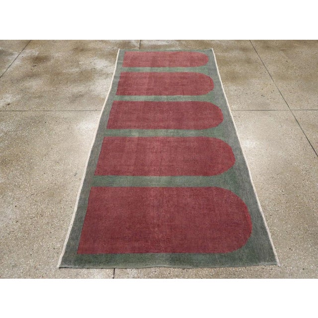 Galerie Shabab Collection Mid-20th Century Turkish Art Deco Style Rug For Sale - Image 4 of 8